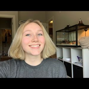 Meet your Posher, Rebecca